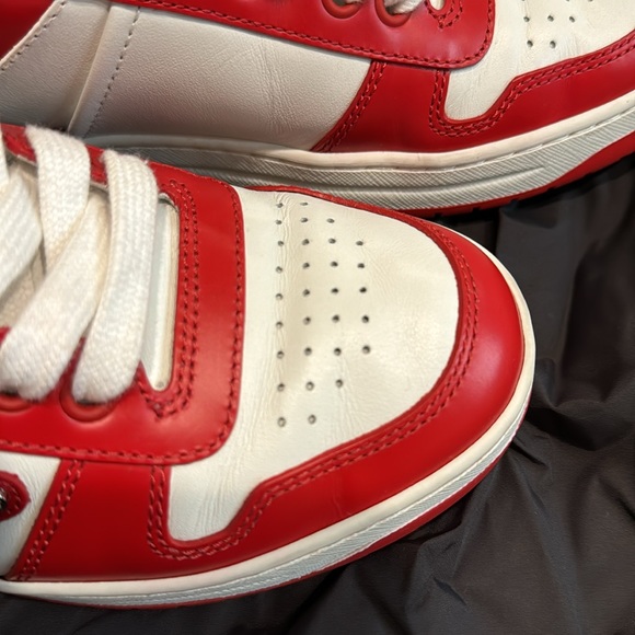 PRADA logo low top sneaker - Picture 10 of 15